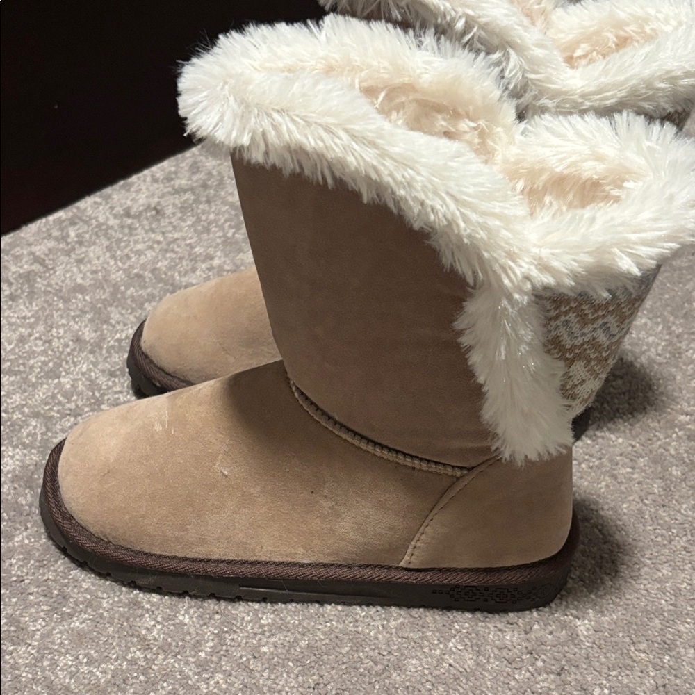 Muk Luks Women's Faux-Fur Trim Winter Boots in Tan